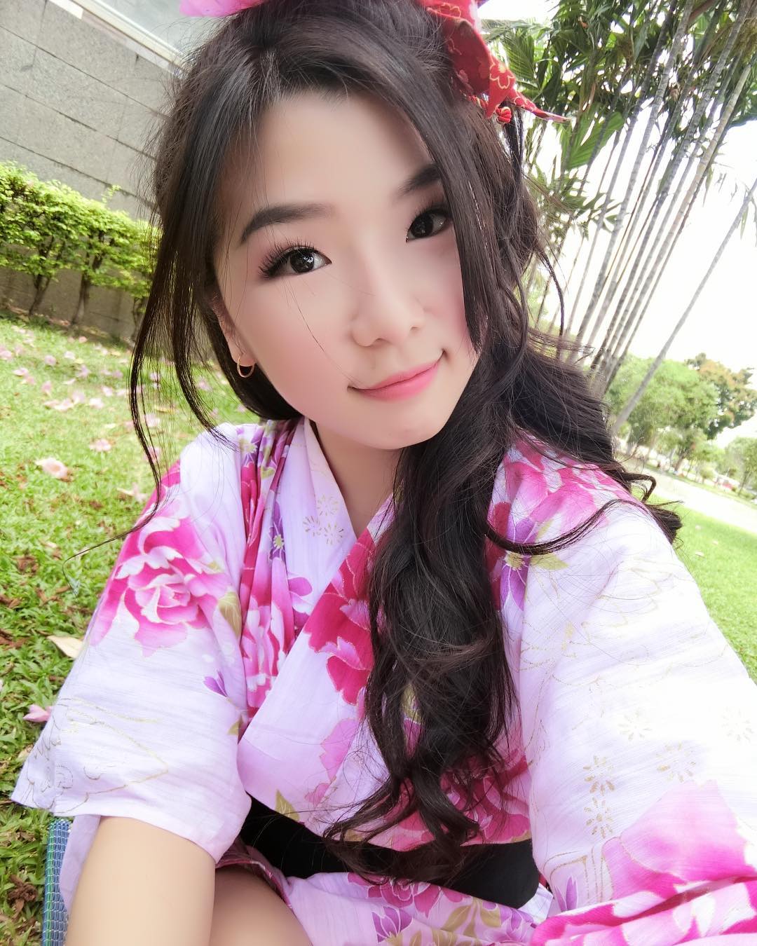 Customer wearing Sumo Vintage